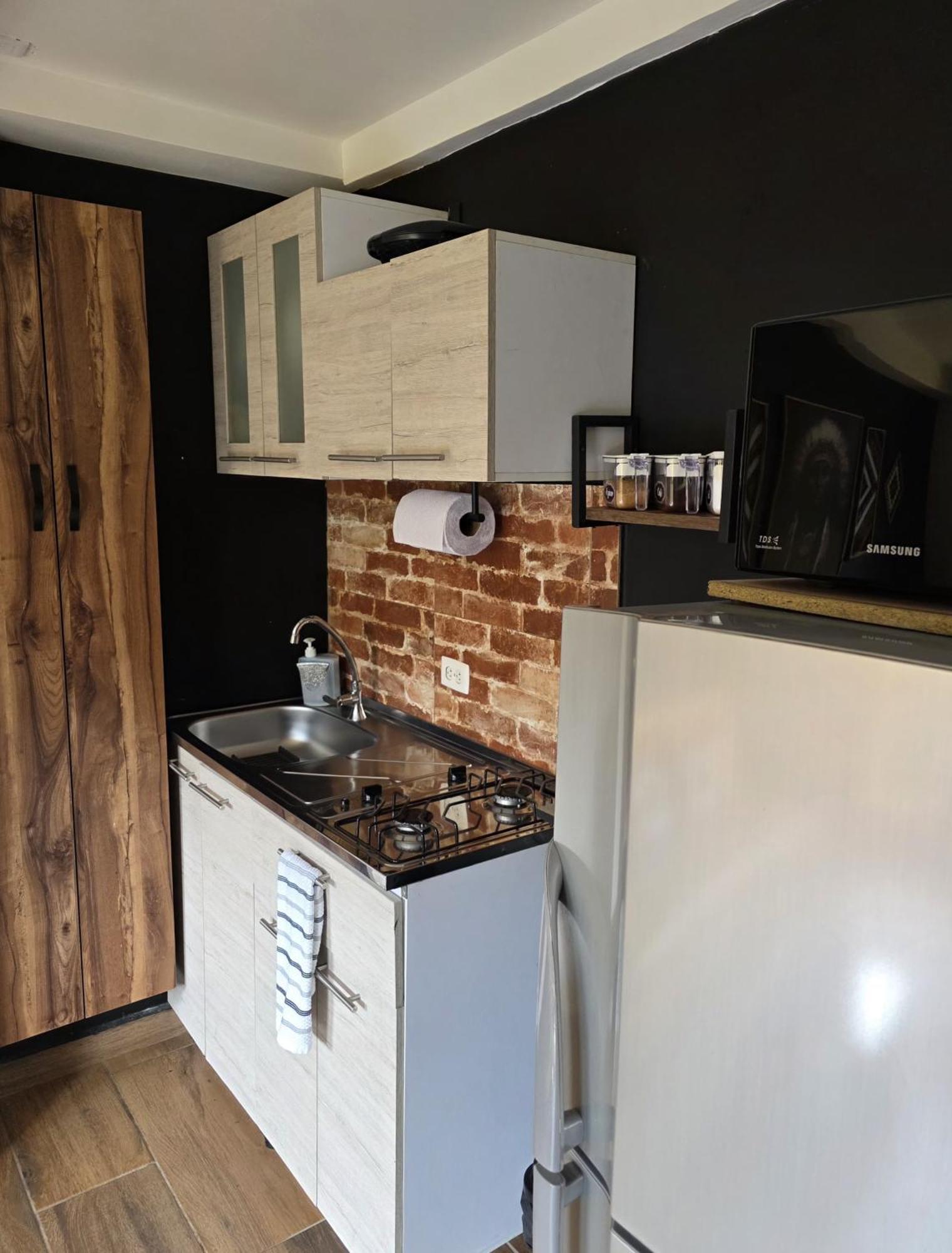 Confortable Apartamento A 20 Mt Del Parque Principal Саленто Екстериор снимка